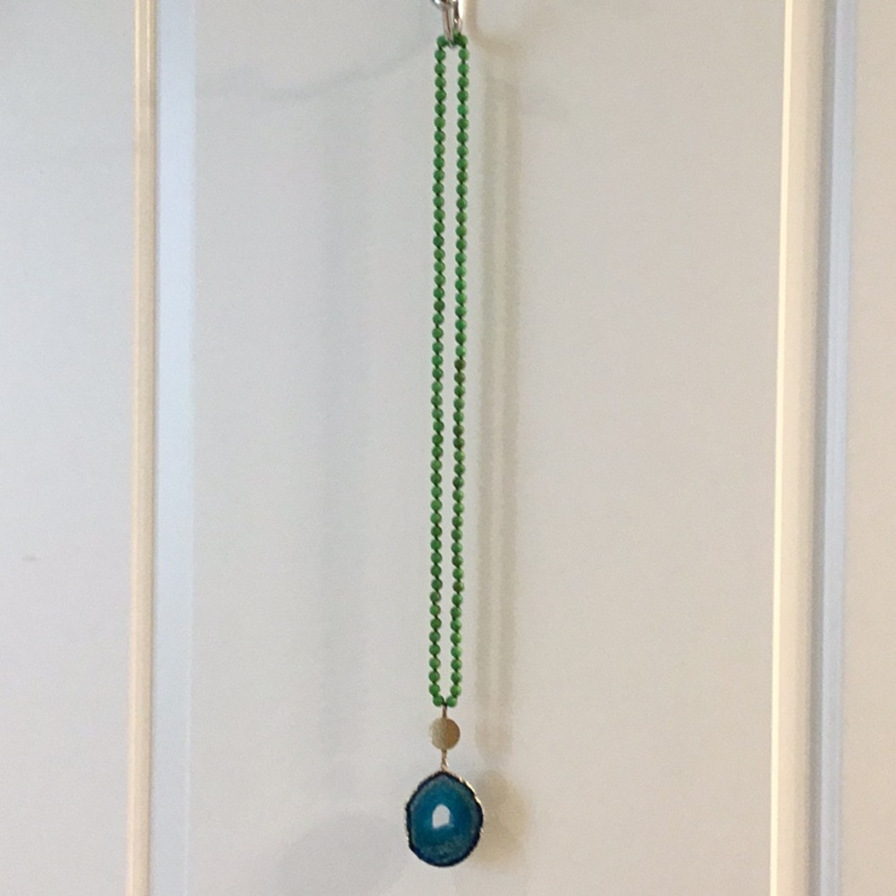 Agate stone necklace
